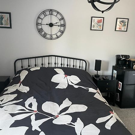 Cosy Home From Home With Private Bathroom - Free Parking Cardiff Eksteriør bilde