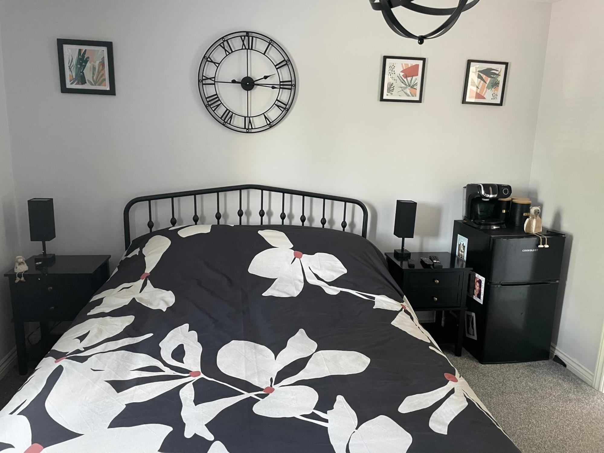 Cosy Home From Home With Private Bathroom - Free Parking Cardiff Eksteriør bilde