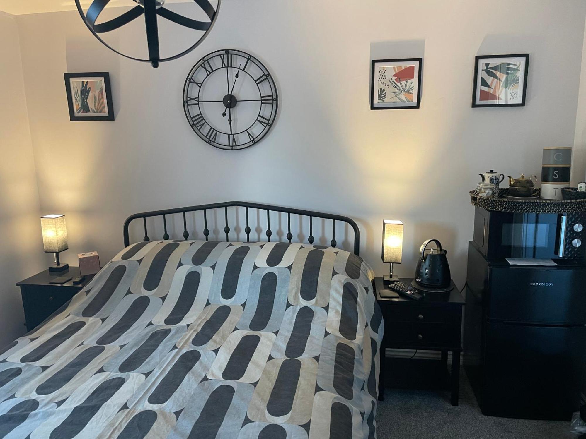 Cosy Home From Home With Private Bathroom - Free Parking Cardiff Eksteriør bilde