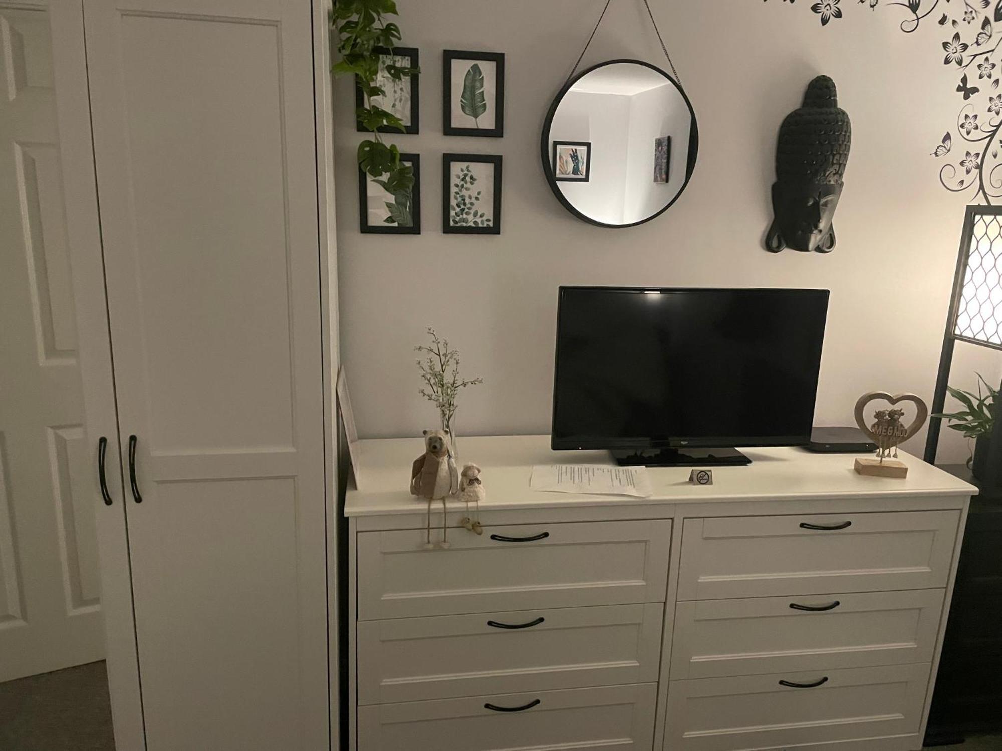Cosy Home From Home With Private Bathroom - Free Parking Cardiff Eksteriør bilde